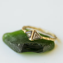 Load image into Gallery viewer, Triangles branch ring with grey diamonds
