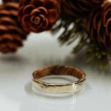 Load image into Gallery viewer, Olive wood gold ring
