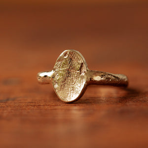 Oval finger print signature gold ring