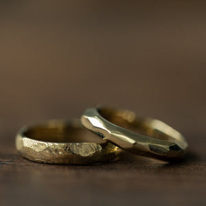 Chubby faceted& narrowed faceted wedding rings
