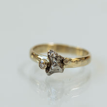 Load image into Gallery viewer, Tri stone Meteorite gold ring
