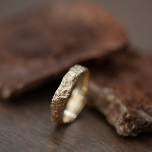 Rough sand raw gold ring
