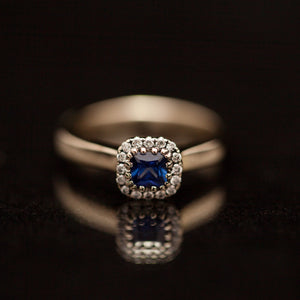 18K sapphire halo ring