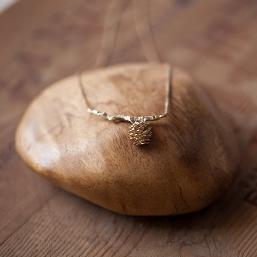 Branched pincone necklace