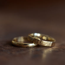 Load image into Gallery viewer, Half round &amp; striped wedding rings
