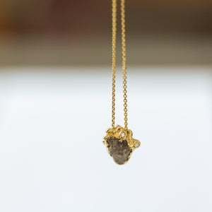 Bubble gold pendant with raw diamond